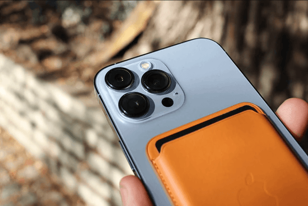 How to shoot real macro photography on any iPhone, even if you don't have the 13